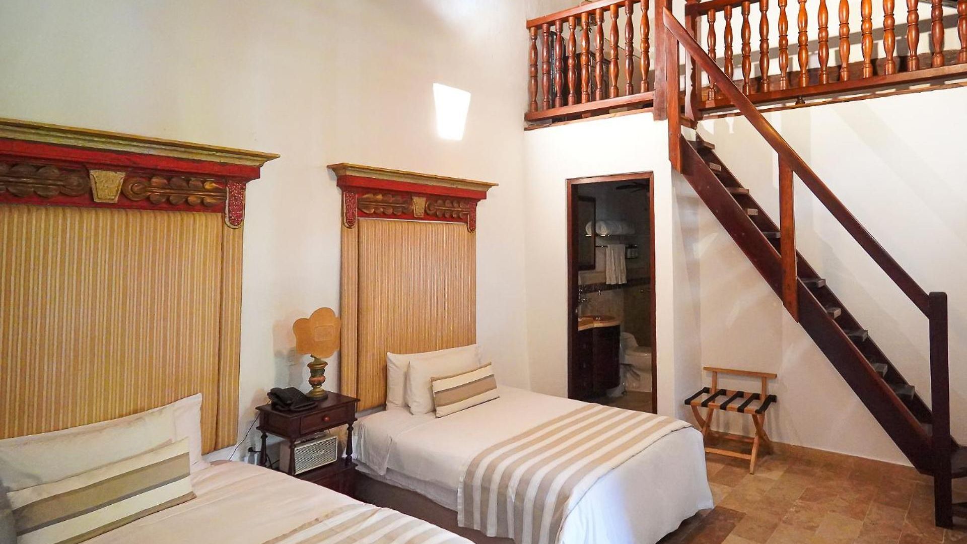 Hotel Boutique Casa Del Arzobispado 5*