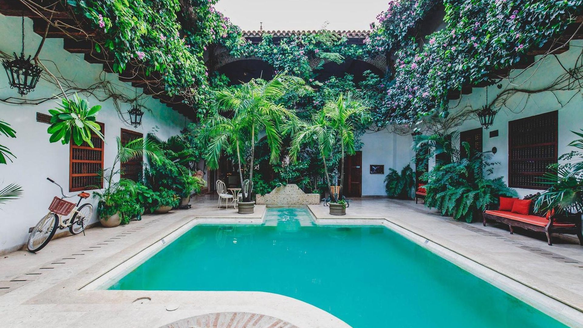 Hotel Boutique Casa Del Arzobispado 5*
