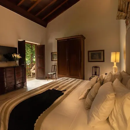 Boutique Casa Del Arzobispado 5*