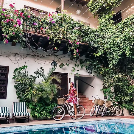 Hotel Boutique Casa Del Arzobispado 5*
