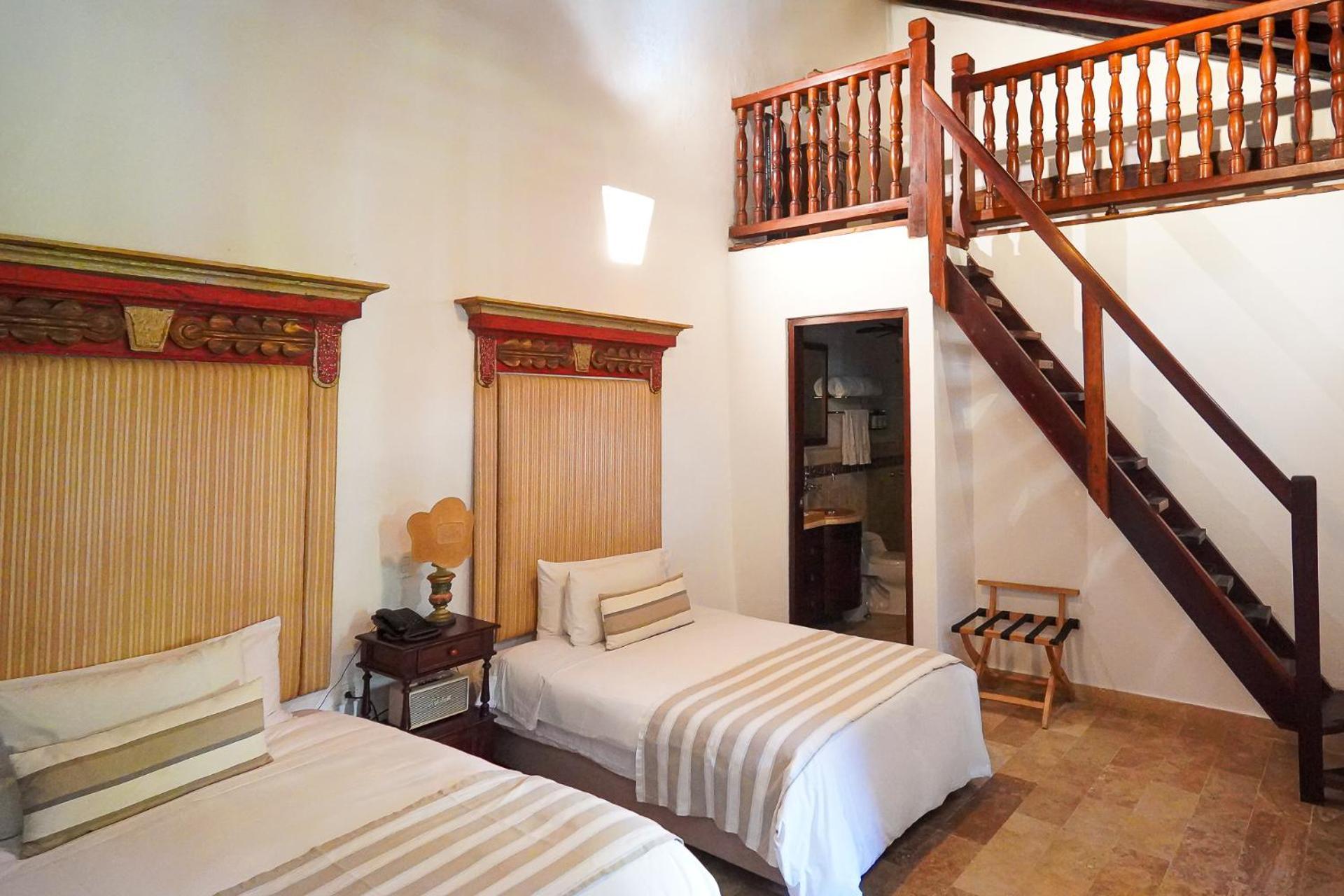 Hotel Boutique Casa Del Arzobispado 5*