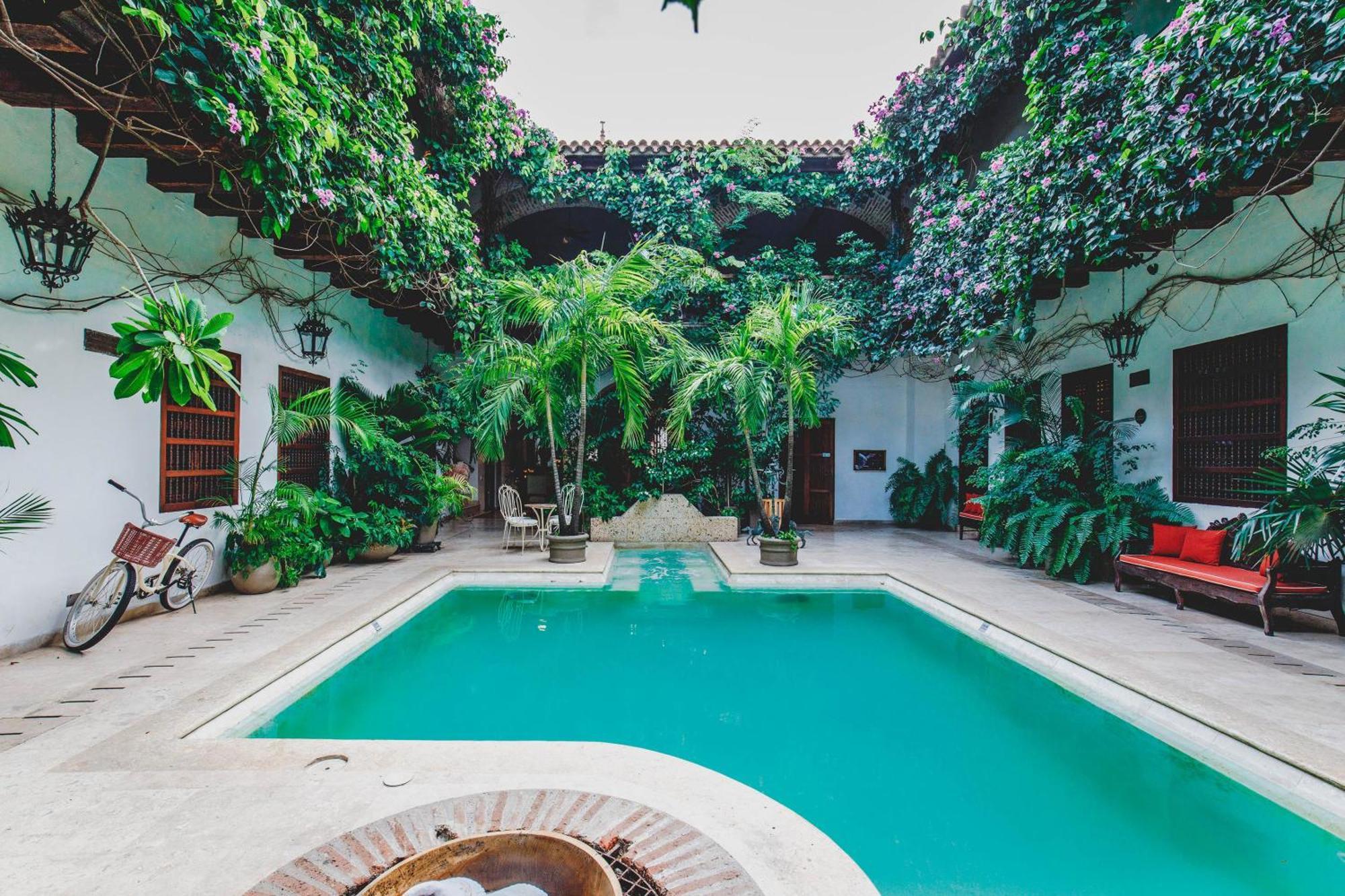 Hotel Boutique Casa Del Arzobispado 5*